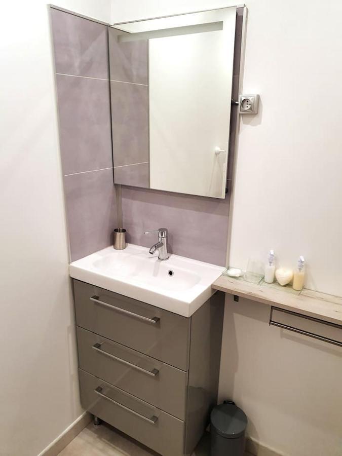 Bel Appartement Situe Quartier Louvre-Bollaert لونس المظهر الخارجي الصورة